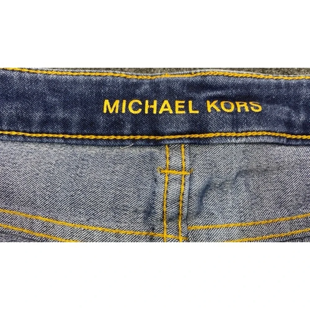 Michael Kors Denim Shorts Womens Size 6 Blue Medium Wash Gold Logo Stretch